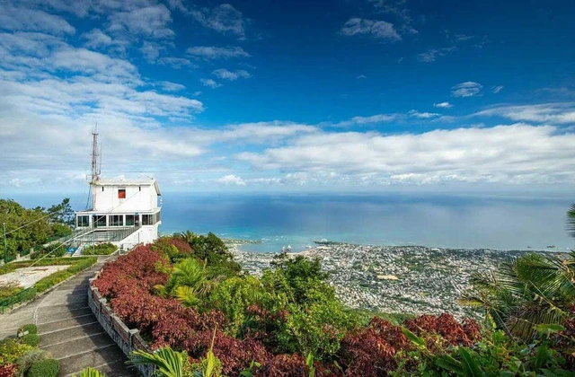 Parque Nacional Isabel De Torres En Puerto Plata - Republica Dominicana.